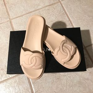 Nude Chanel Patent Slides